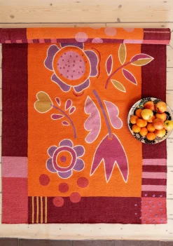 Broderad Matta Flowers I Ekologisk Bomull